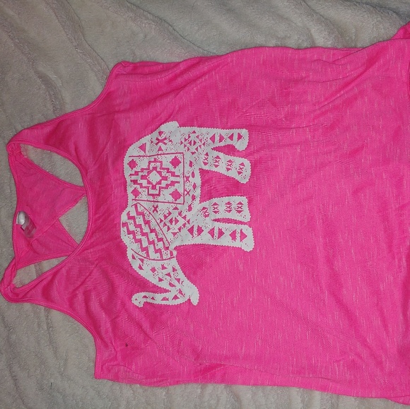 No Boundaries Tops - Tank top